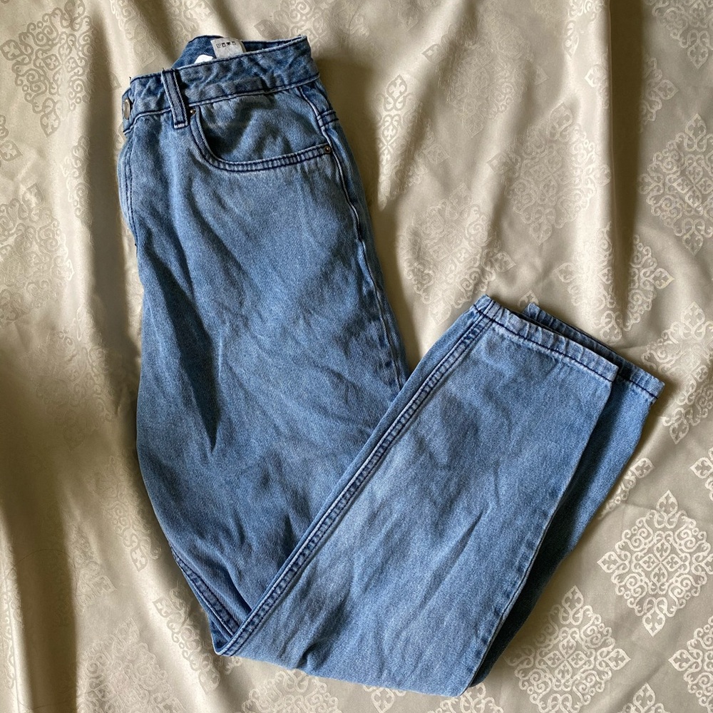 High waisted boyfriend jeans